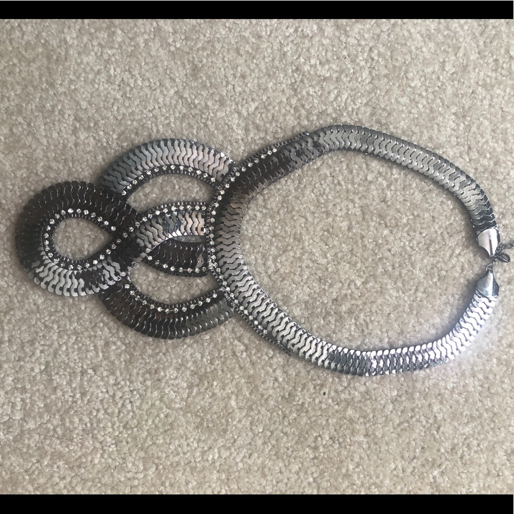 Statement necklace